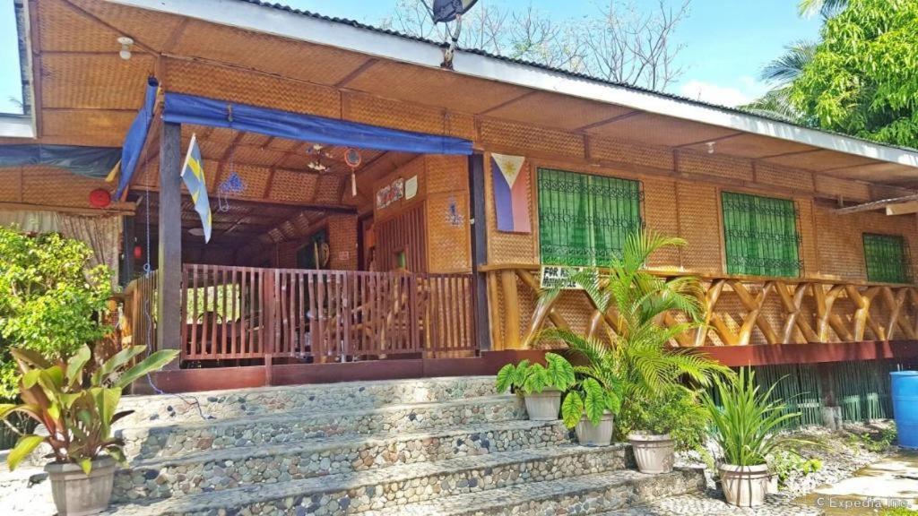67Th Heaven Holiday Resort Lucbuan Екстер'єр фото