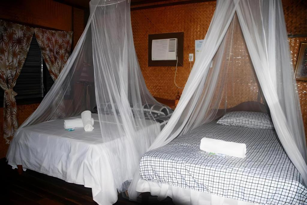 67Th Heaven Holiday Resort Lucbuan Екстер'єр фото